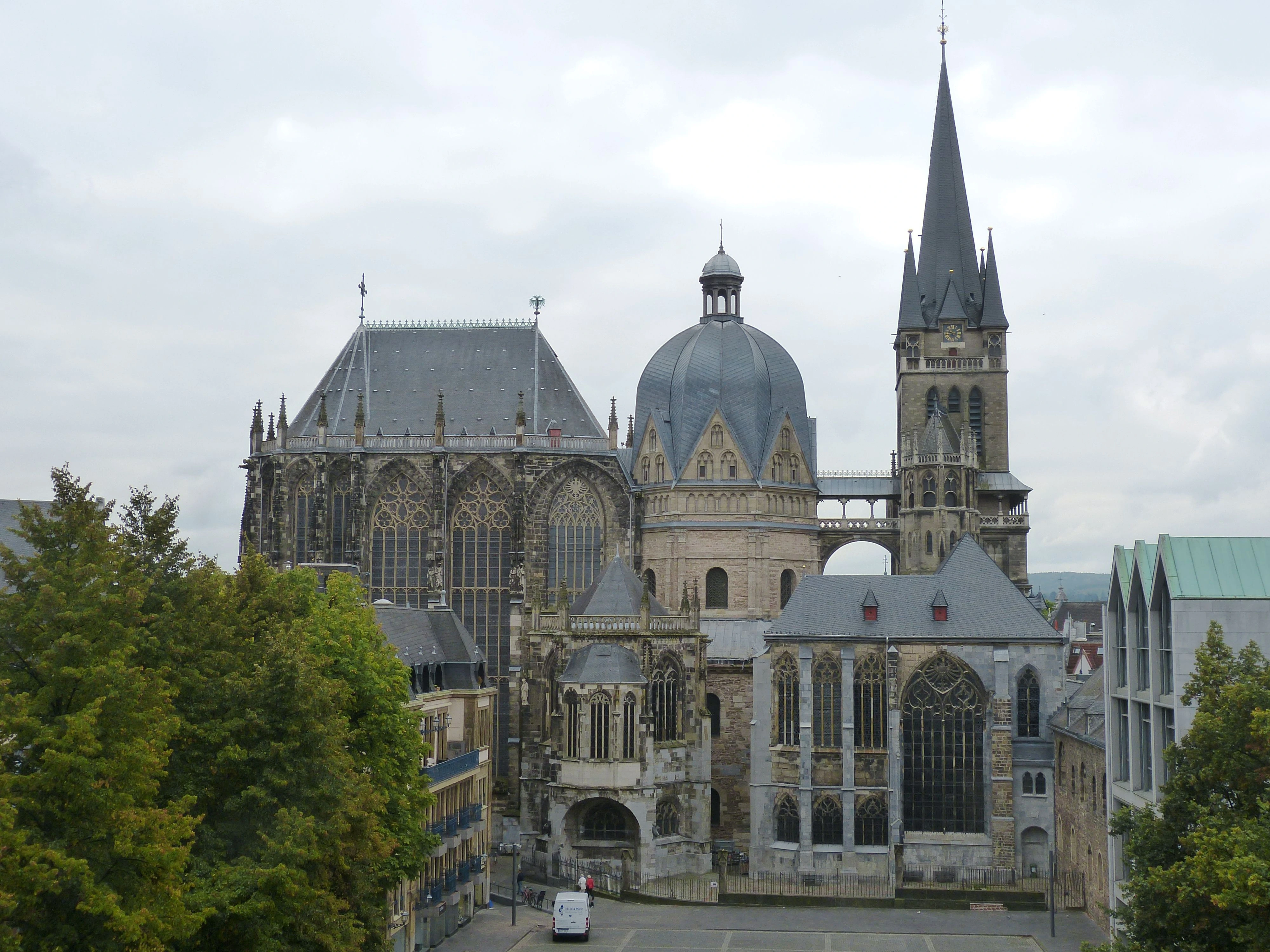 Welcome to Aachen: Complete Guide for Expats